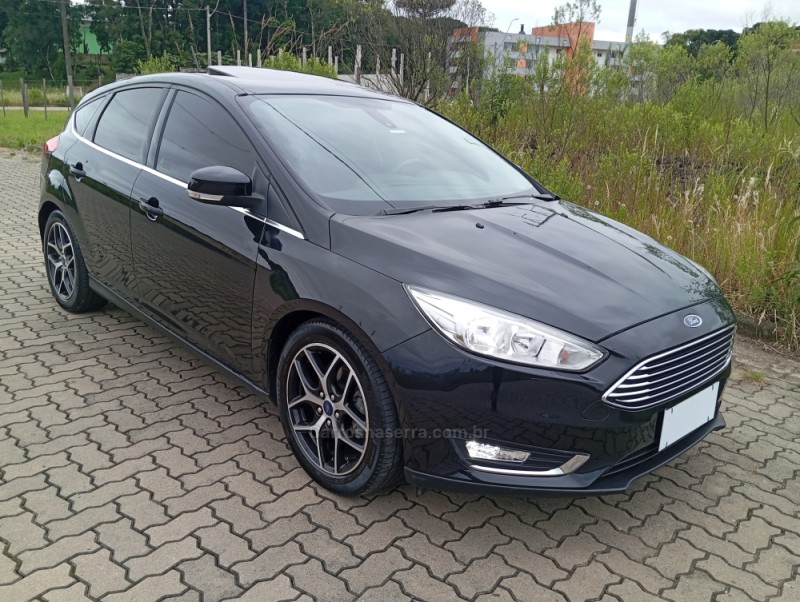 FOCUS 2.0 TITANIUM 16V FLEX 4P AUTOMÁTICO