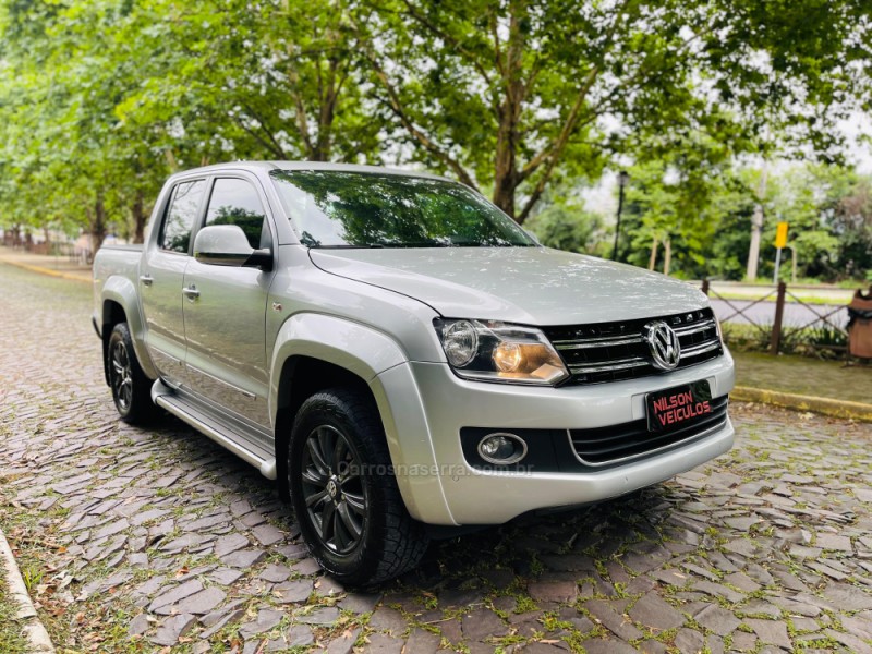 AMAROK 2.0 HIGHLINE 4X4 CD 16V TURBO INTERCOOLER DIESEL 4P AUTOMÁTICO - 2016 - NOVO HAMBURGO