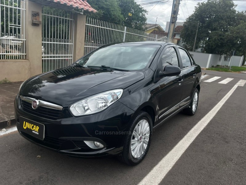 grand siena 1.6 mpi essence 16v flex 4p manual 2016 passo fundo