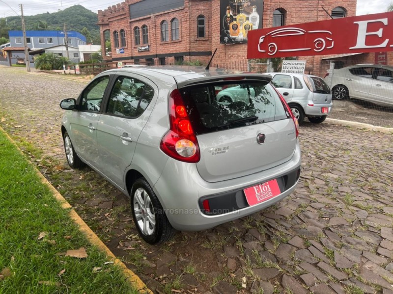 PALIO 1.4 EVO ATTRACTIVE ITALIA 8V FLEX 5P MANUAL - 2012 - DOIS IRMãOS