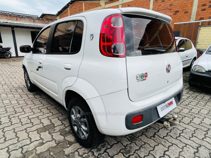 UNO 1.0 EVO VIVACE 8V FLEX 4P MANUAL - 2013 - CAMPO BOM