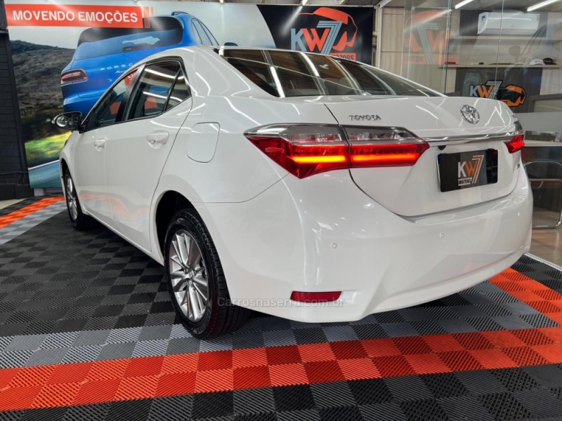 COROLLA 1.6 GLI 16V GASOLINA 4P AUTOMÁTICO - 2018 - NOVO HAMBURGO