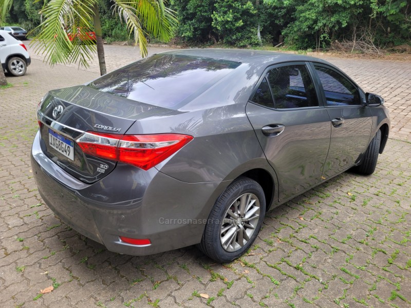 COROLLA 2.0 XEI 16V FLEX 4P AUTOMÁTICO - 2017 - NOVA PRATA