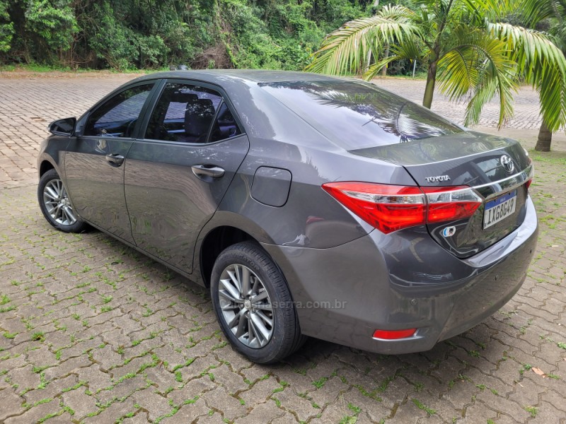 COROLLA 2.0 XEI 16V FLEX 4P AUTOMÁTICO - 2017 - NOVA PRATA