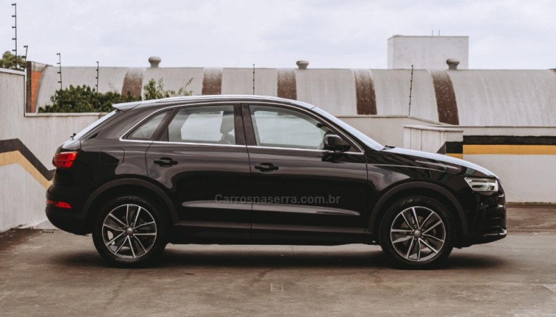 Q3 1.4 TFSI PRESTIGE PLUS GASOLINA 4P S TRONIC - 2019 - PORTO ALEGRE