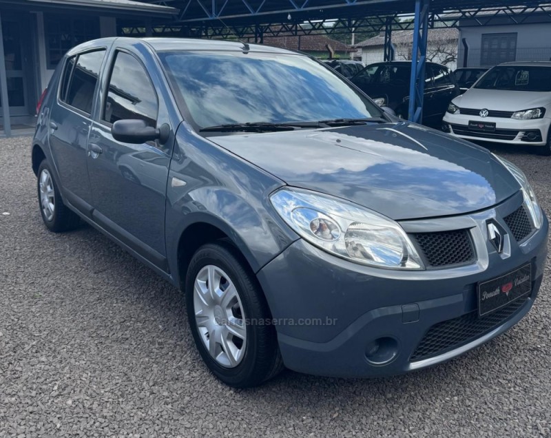 SANDERO 1.0 EXPRESSION 16V FLEX 4P MANUAL - 2009 - IGREJINHA