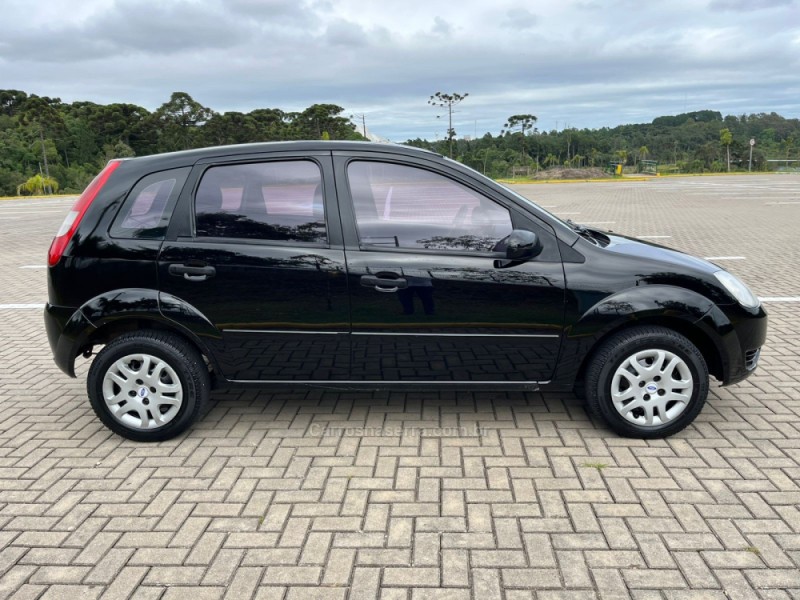 FIESTA 1.0 MPI SUPERCHARGER 8V GASOLINA 4P MANUAL - 2003 - CAXIAS DO SUL