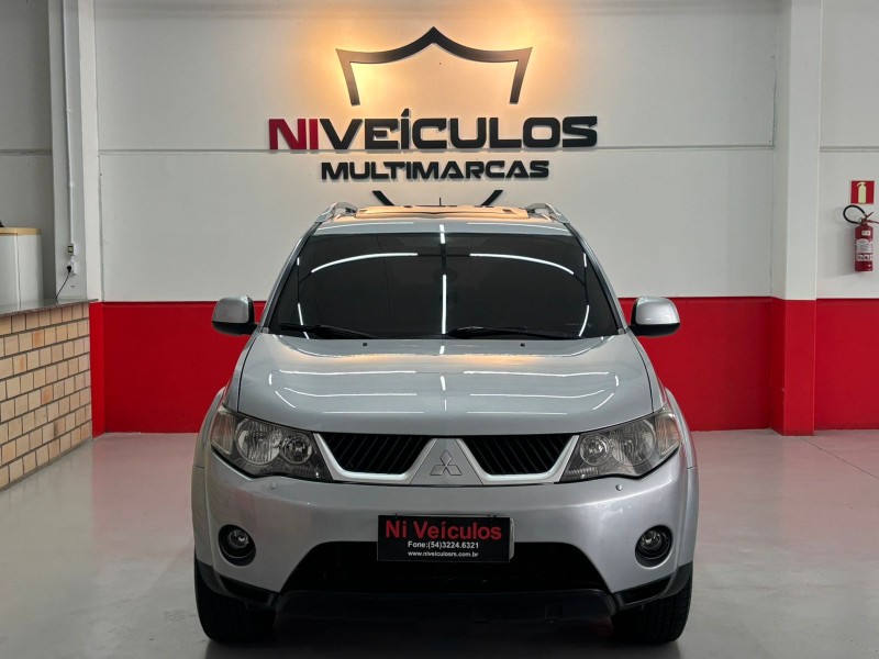 OUTLANDER 3.0 GT 4X4 V6 24V GASOLINA 4P AUTOMÁTICO - 2009 - CAXIAS DO SUL