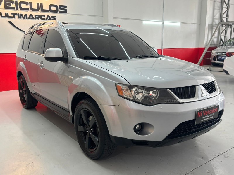 OUTLANDER 3.0 GT 4X4 V6 24V GASOLINA 4P AUTOMÁTICO - 2009 - CAXIAS DO SUL