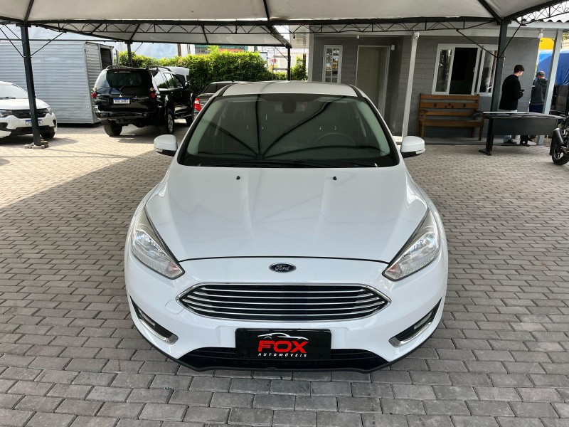 FOCUS 2.0 TITANIUM FASTBACK 16V FLEX 4P AUTOMÁTICO - 2016 - CAXIAS DO SUL