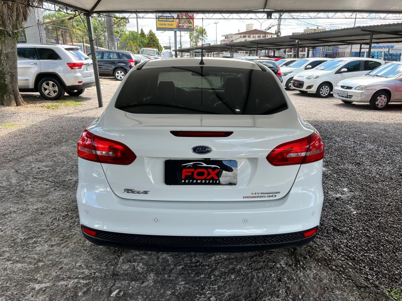 FOCUS 2.0 TITANIUM FASTBACK 16V FLEX 4P AUTOMÁTICO - 2016 - CAXIAS DO SUL