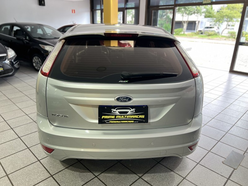 FOCUS 1.6 GLX 16V FLEX 4P MANUAL - 2011 - CAXIAS DO SUL