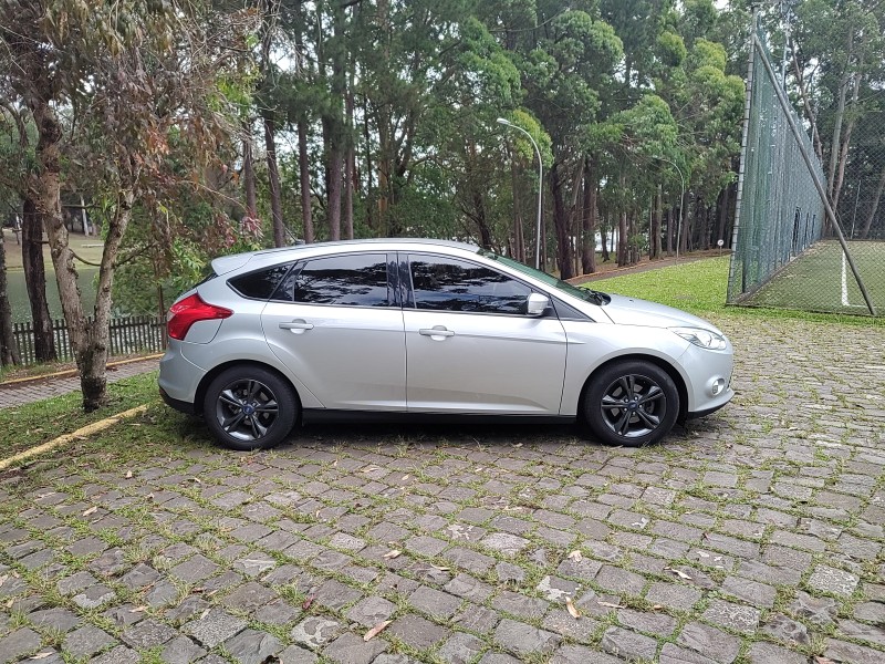 FOCUS 1.6 SE 16V FLEX 4P AUTOMÁTICO - 2015 - CAXIAS DO SUL