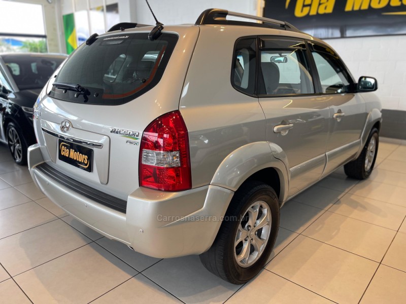 TUCSON 2.0 MPFI GLS 16V 143CV 2WD FLEX 4P AUTOMÁTICO - 2013 - SãO LEOPOLDO