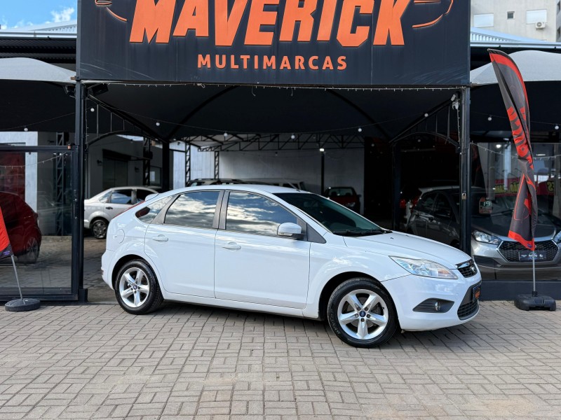 FOCUS 1.6 GLX 16V FLEX 4P MANUAL - 2013 - LAGOA VERMELHA