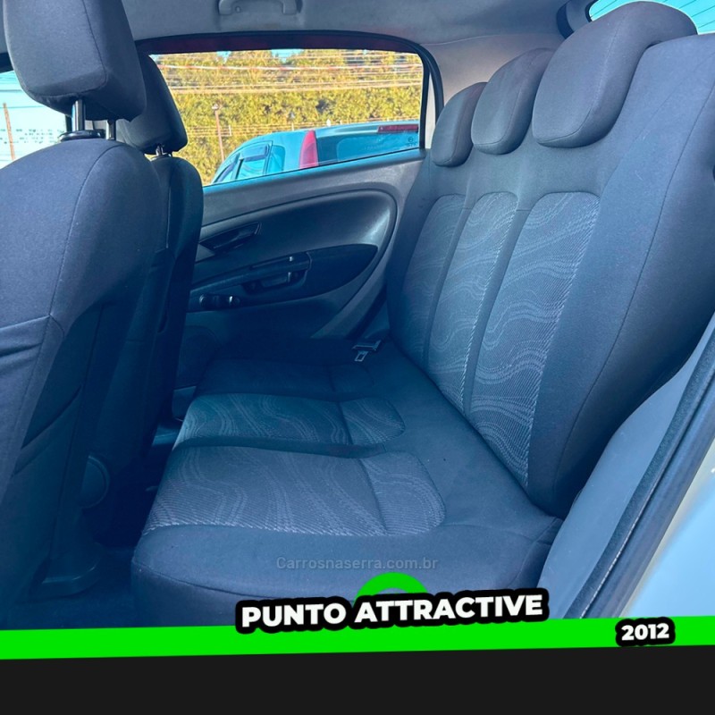 PUNTO 1.4 ATTRACTIVE ITALIA 8V FLEX 4P MANUAL - 2012 - TAQUARA