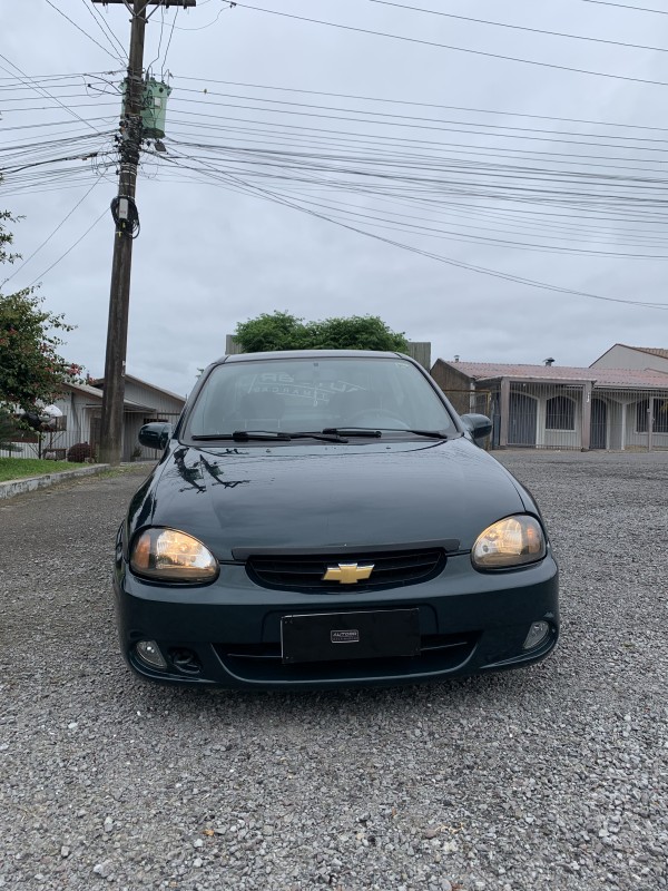 CORSA 1.0 MPFI 8V GASOLINA 4P MANUAL - 2001 - CAXIAS DO SUL