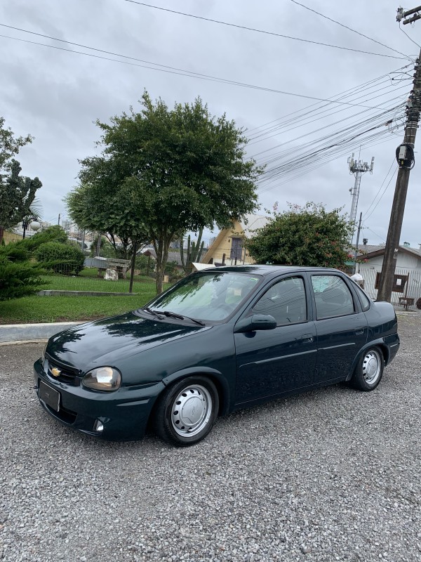 CORSA 1.0 MPFI 8V GASOLINA 4P MANUAL - 2001 - CAXIAS DO SUL