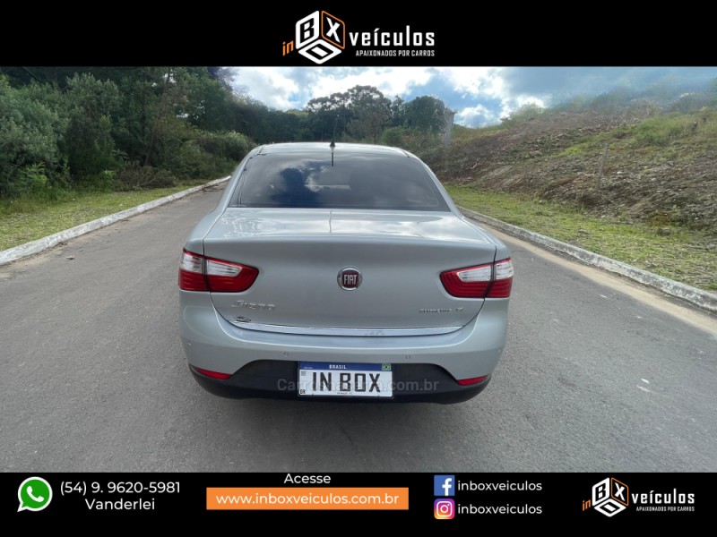 SIENA 1.4 MPI ATTRACTIVE 8V FLEX 4P MANUAL - 2018 - GRAMADO