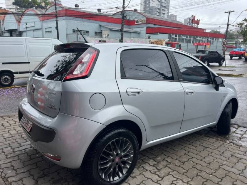 PUNTO 1.6 ESSENCE 16V FLEX 4P AUTOMATIZADO - 2013 - CAXIAS DO SUL