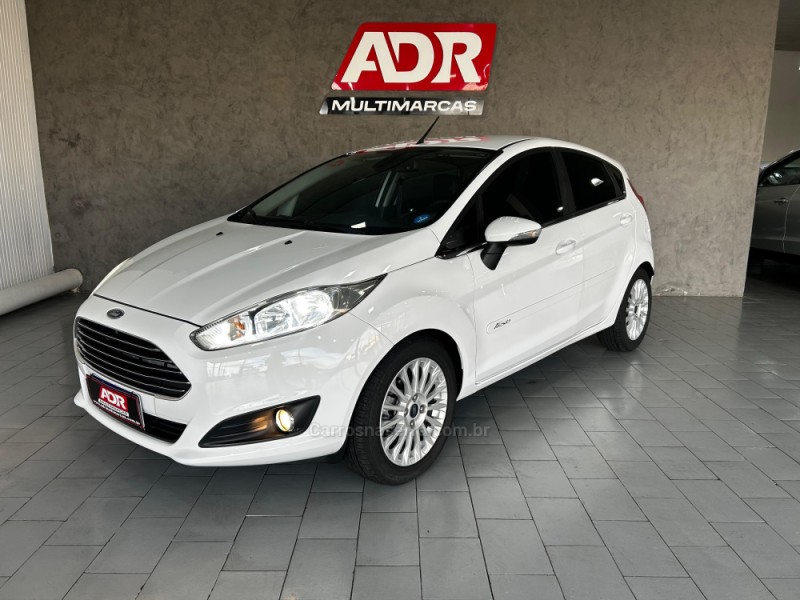 fiesta 1.6 titanium hatch 16v flex 4p automatico 2015 caxias do sul