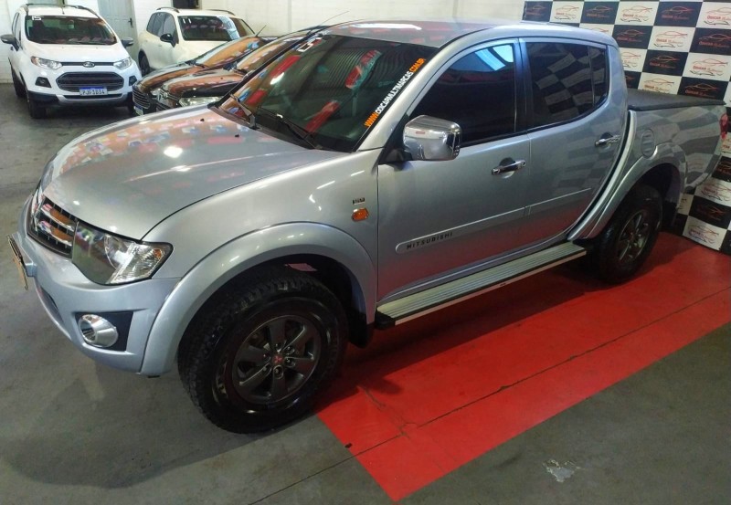 L200 TRITON 2.4 HLS 4X2 CD 16V FLEX 4P MANUAL - 2015 - CAXIAS DO SUL