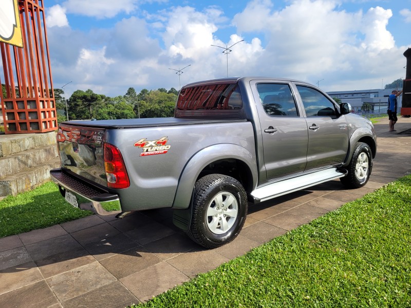 HILUX 3.0 SRV 4X4 CD 16V TURBO INTERCOOLER DIESEL 4P MANUAL - 2011 - CARLOS BARBOSA