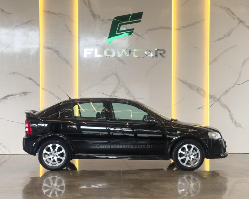 ASTRA 2.0 MPFI ADVANTAGE 8V FLEX 4P MANUAL - 2011 - GARIBALDI