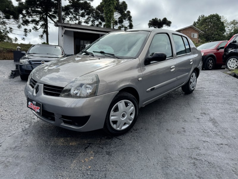 clio 1.0 authentique sedan 16v flex 4p manual 2005 caxias do sul