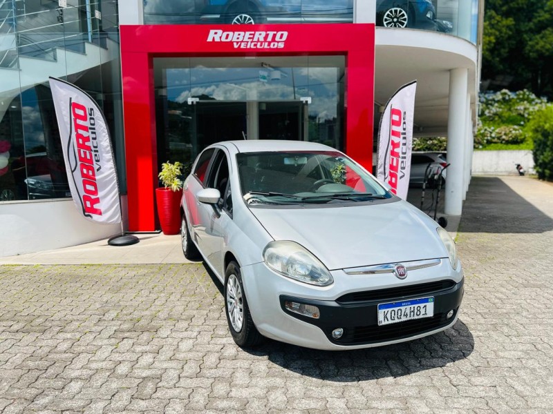 punto 1.4 attractive 8v flex 4p manual 2013 bento goncalves