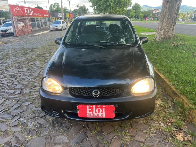 CORSA 1.0 MPFI WIND MILENIUM SEDAN 8V GASOLINA 4P MANUAL - 2001 - DOIS IRMãOS