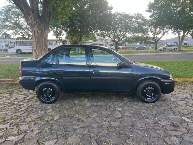 CORSA 1.0 MPFI WIND MILENIUM SEDAN 8V GASOLINA 4P MANUAL - 2001 - DOIS IRMãOS