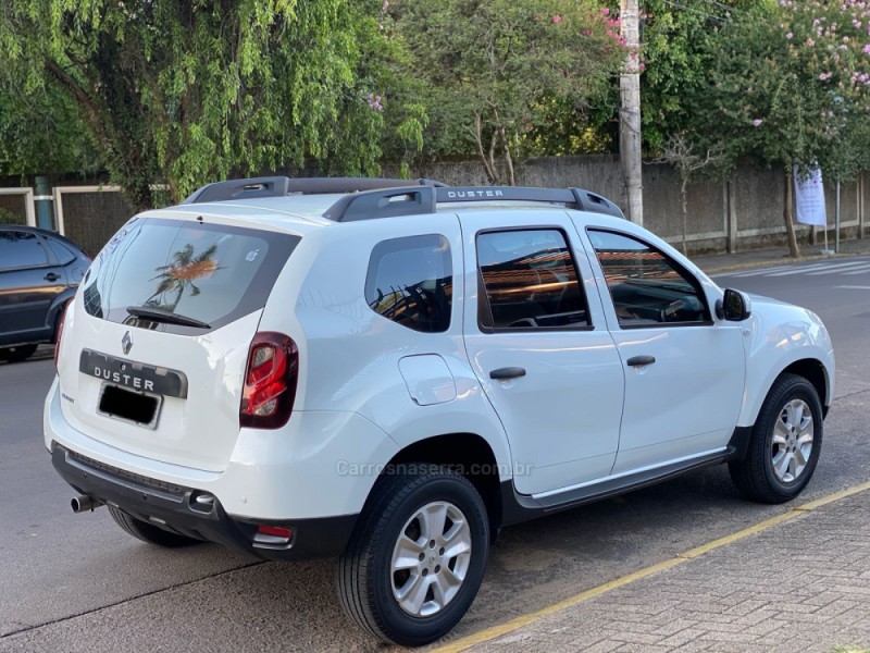 DUSTER 1.6 EXPRESSION 4X2 16V FLEX 4P MANUAL - 2020 - PAROBé