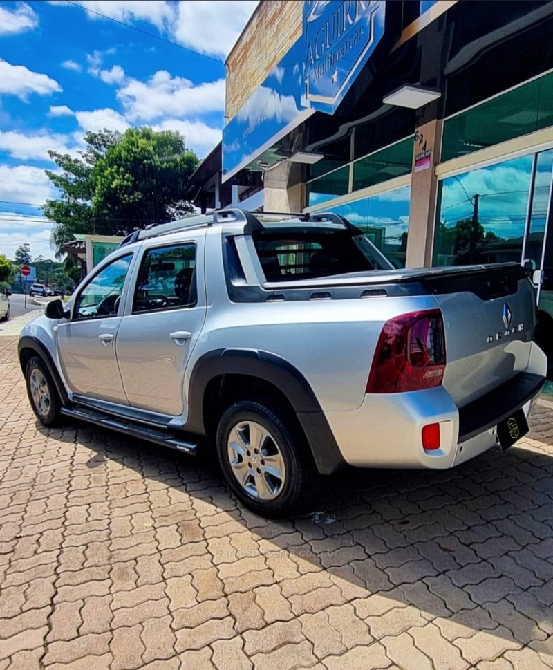 DUSTER OROCH 2.0 16V FLEX DYNAMIQUE 4P AUTOMÁTICO - 2020 - PASSO FUNDO