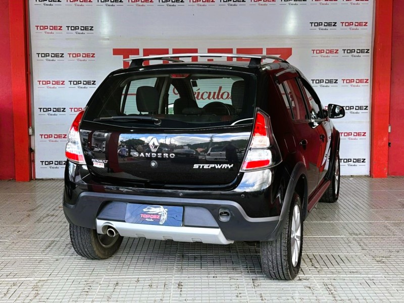 SANDERO 1.6 STEPWAY 8V FLEX 4P MANUAL - 2014 - SãO SEBASTIãO DO CAí