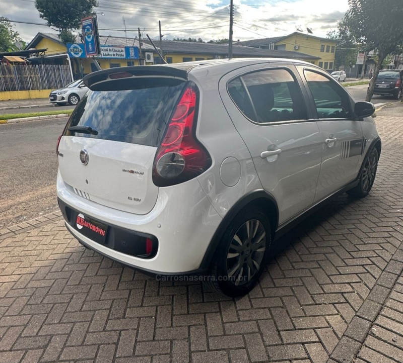 PALIO 1.6 MPI SPORTING 16V FLEX 4P AUTOMATIZADO - 2014 - PAROBé