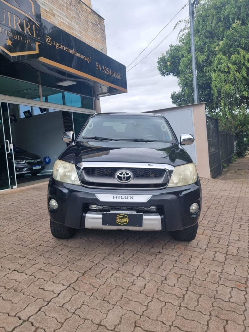 HILUX 2.7 SR 4X2 CD 16V GASOLINA 4P AUTOMÁTICO - 2010 - PASSO FUNDO