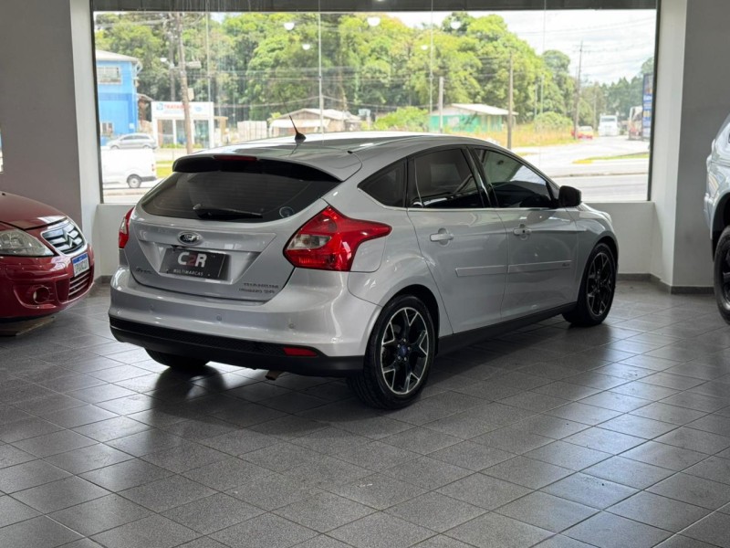 FOCUS 2.0 TITANIUM HATCH 16V FLEX 4P AUTOMÁTICO - 2015 - CAXIAS DO SUL