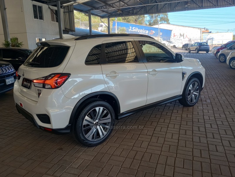 OUTLANDER 2.0 HPE MIVEC SPORT FLEX 4P AUTOMÁTICO - 2020 - CAXIAS DO SUL