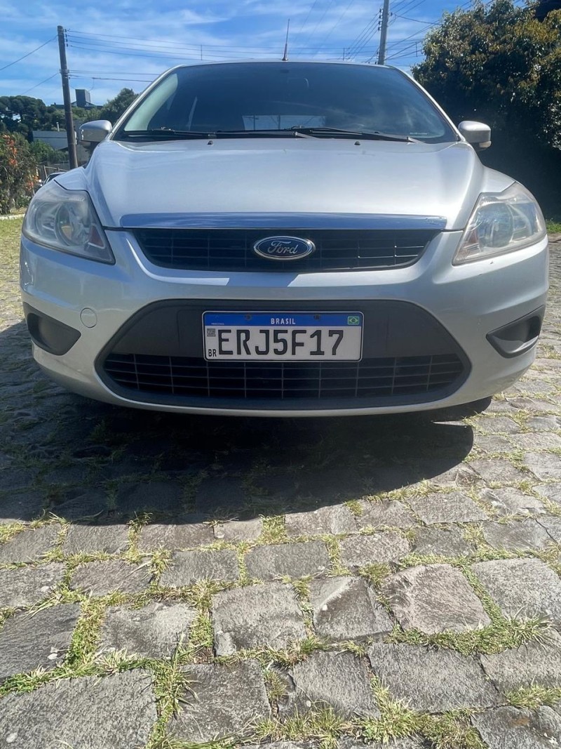 FOCUS 1.6 GLX 8V FLEX 4P MANUAL - 2011 - FARROUPILHA