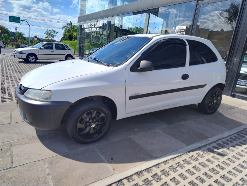 celta 1.0 mpfi vhc 8v gasolina 2p manual 2005 caxias do sul