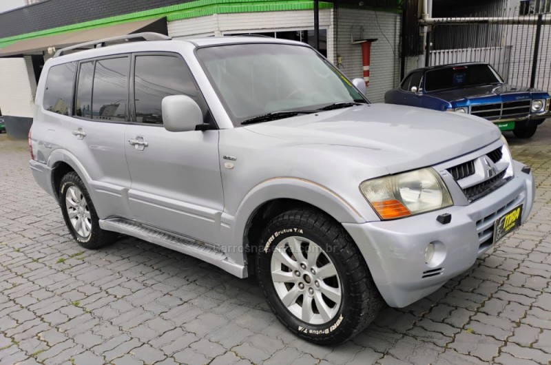 pajero full 3.8 hpe 4x4 v6 24v gasolina 4p automatico 2007 caxias do sul