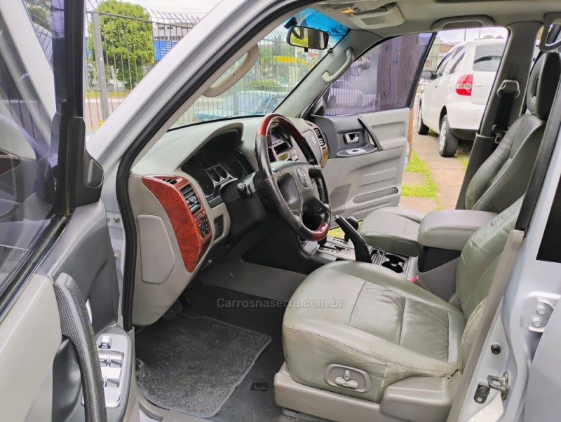 PAJERO FULL 3.8 HPE 4X4 V6 24V GASOLINA 4P AUTOMÁTICO - 2007 - CAXIAS DO SUL