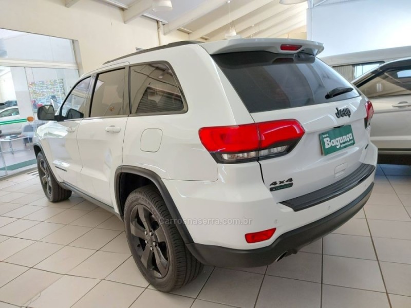 GRAND CHEROKEE 3.0 LIMITED 4X4 V6 24V TURBO DIESEL 4P AUTOMÁTICO - 2015 - NOVO HAMBURGO