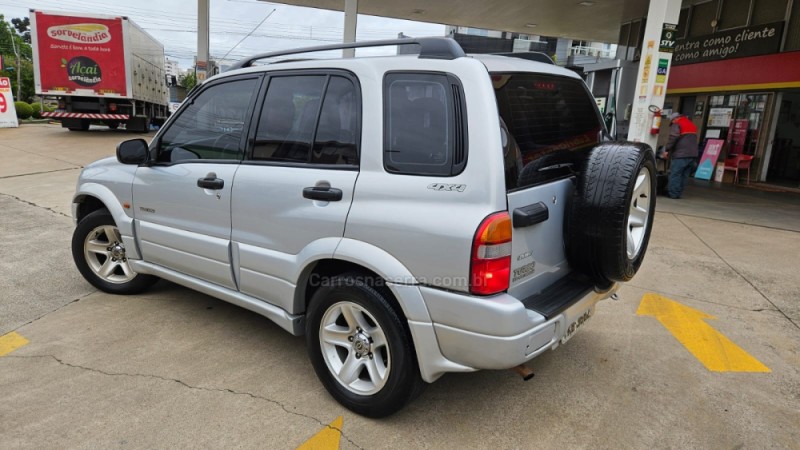 TRACKER 2.0 4X4 8V TURBO INTERCOOLER DIESEL 4P MANUAL - 2001 - CAXIAS DO SUL