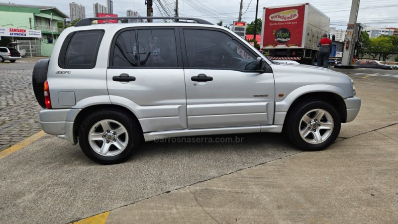 TRACKER 2.0 4X4 8V TURBO INTERCOOLER DIESEL 4P MANUAL - 2001 - CAXIAS DO SUL