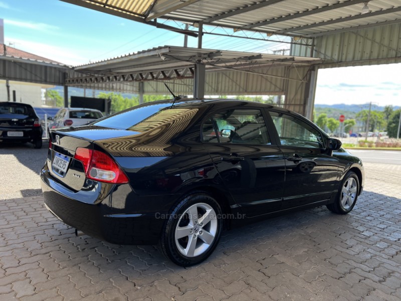 CIVIC 1.8 LXS 16V FLEX 4P AUTOMÁTICO - 2007 - BOM PRINCíPIO