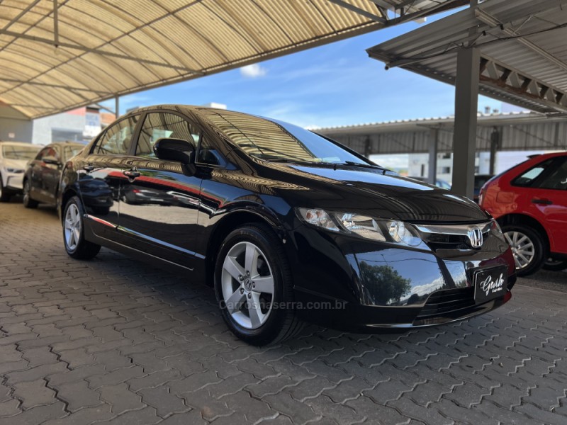 CIVIC 1.8 LXS 16V FLEX 4P AUTOMÁTICO - 2007 - BOM PRINCíPIO