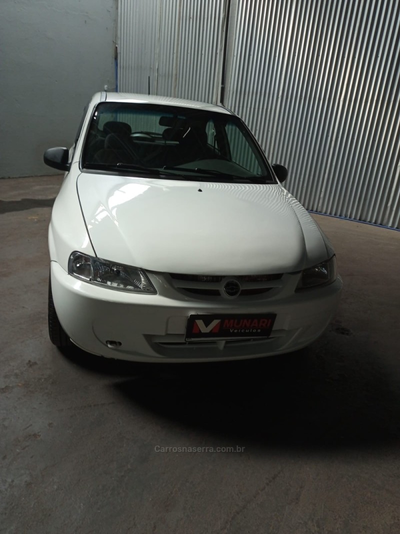 CELTA 1.0 MPFI 8V GASOLINA 2P MANUAL - 2001 - BENTO GONçALVES