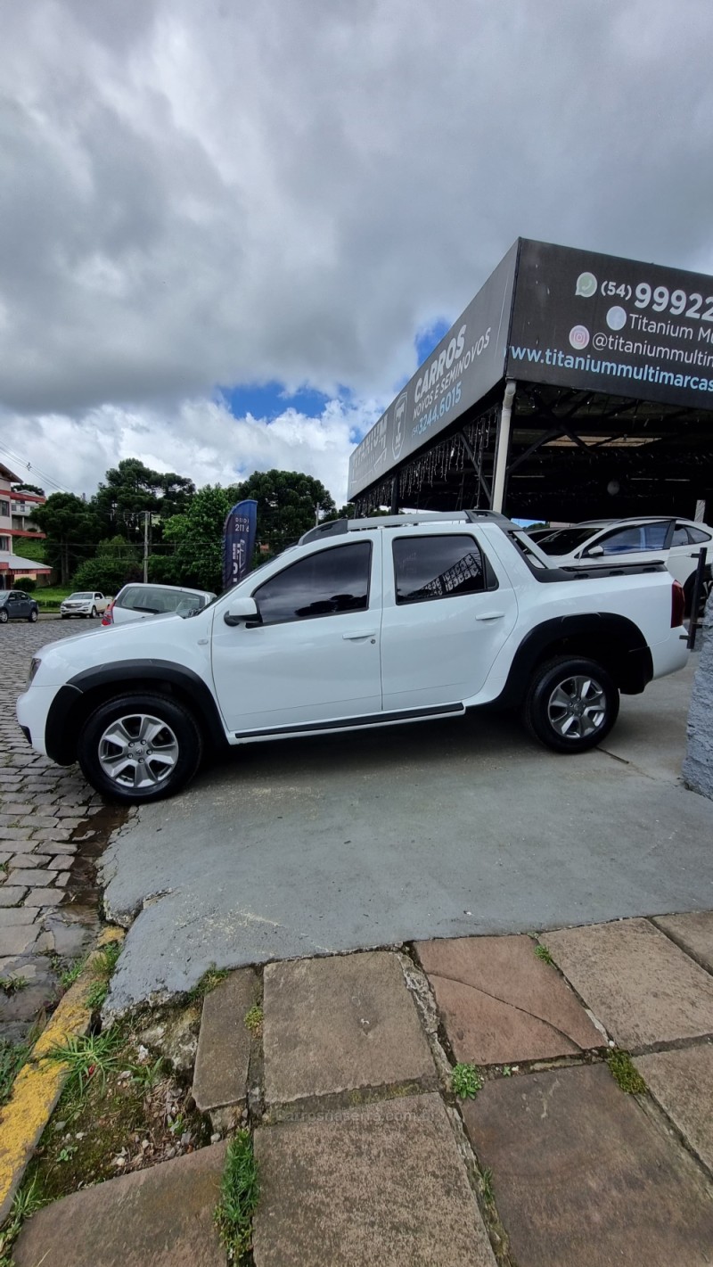 OROCH 1.6 16V DYNAMIQUE FLEX 4P MANUAL - 2020 - SãO FRANCISCO DE PAULA